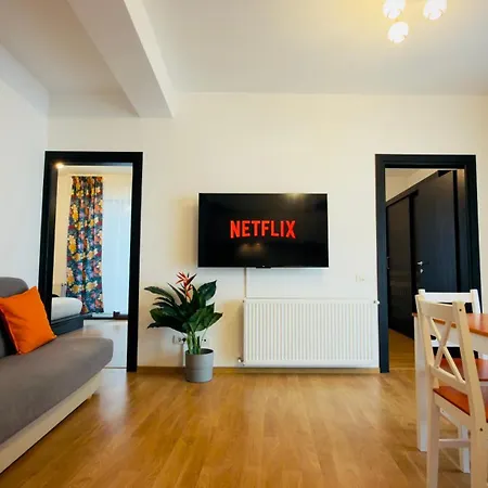 Daire Downtown Delight - Bright 2br Bükreş