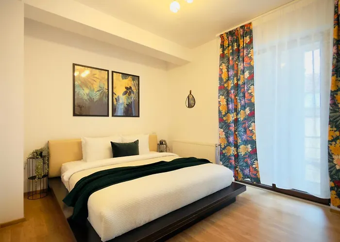 Downtown Delight - Bright 2br Daire *